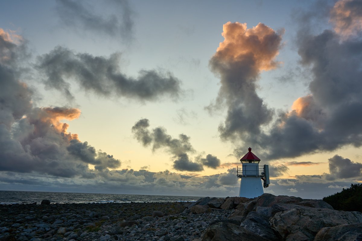 Brekneholmen fyrlykt