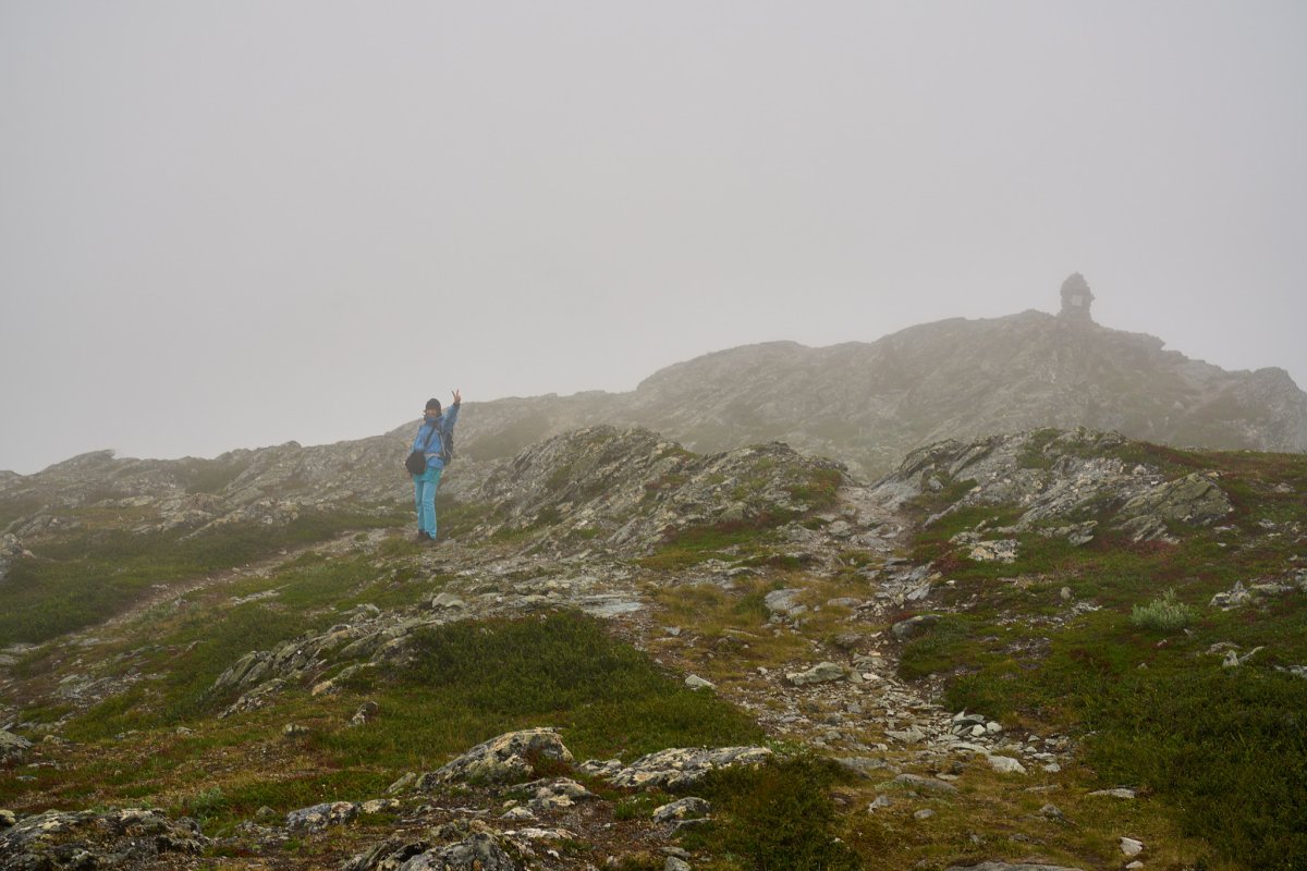 Gipfel im Nebel